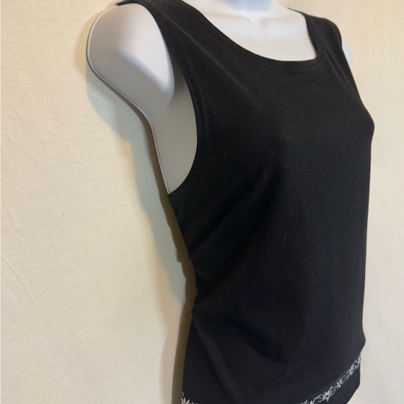 H-92 ChinaWear Black & White Embroidered Sleeveless Summer‎ Blouse Size L - Picture 5 of 14